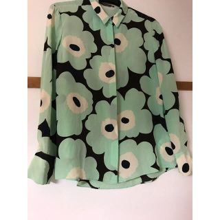 マリメッコ(marimekko)のマリメッコ marimekko ウニッコ unikko シルク シャツ(シャツ/ブラウス(長袖/七分))