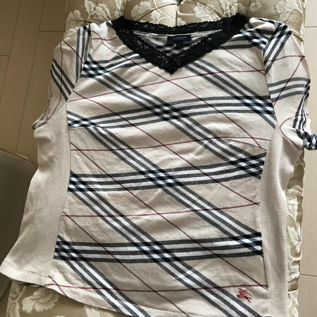 BURBERRY(バーバリー)の『バーバリーニットカットソー』 レディースのトップス(カットソー(半袖/袖なし))の商品写真