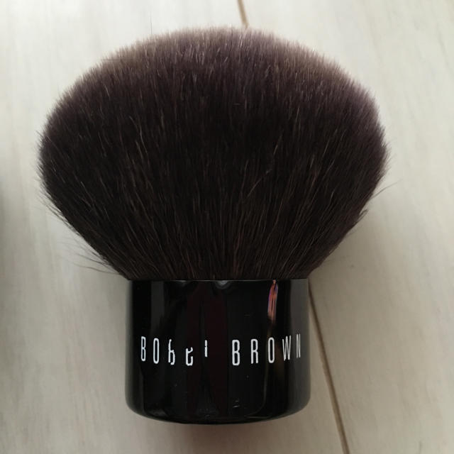 BOBBI BROWN(ボビイブラウン)のBOBBI BROWN きのこブラシ コスメ/美容のキット/セット(コフレ/メイクアップセット)の商品写真