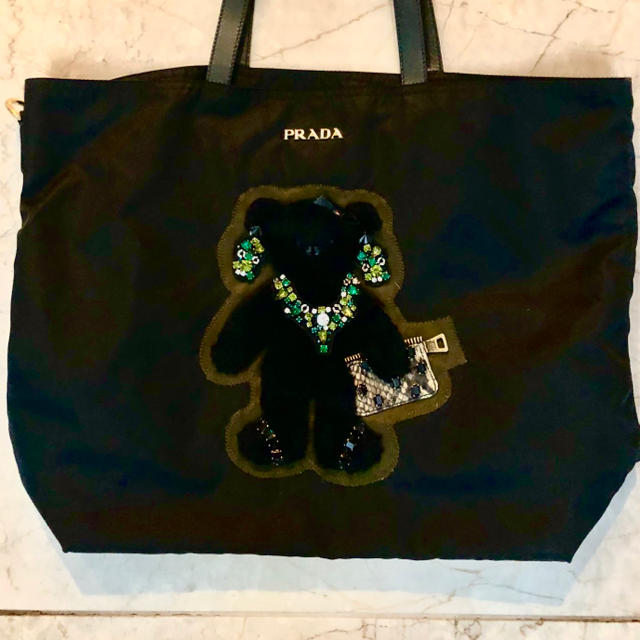 ★PRADA クマちゃんビジュートートバッグ