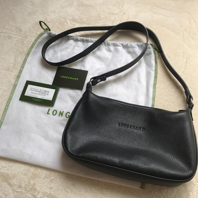 Longchamp ロンシャン ショルダー バッグ 黒 美品の通販 By Aikhm Shop ロンシャンならラクマ Longchamp ロンシャン ショルダー バッグ 黒 美品の通販 By Aikhm Shop ロンシャンならラクマ