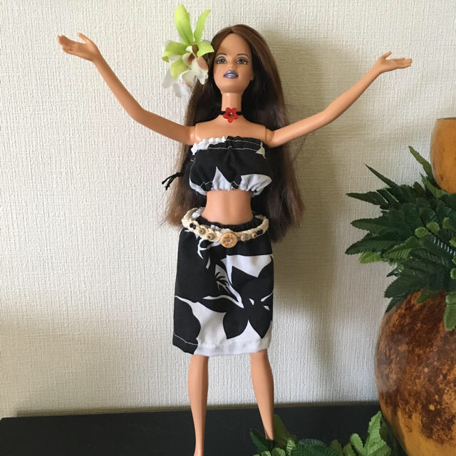 Barbie(バービー)のバービー人形 タヒチアン衣装【No.43】 ハンドメイドのぬいぐるみ/人形(人形)の商品写真