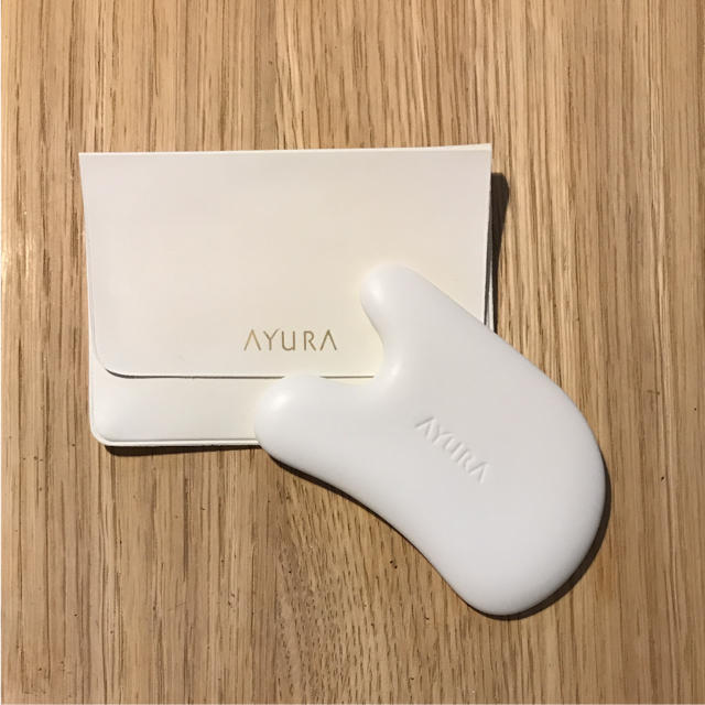 AYURA(アユーラ)の美品！アユーラ ビカッサプレート AYURA フェイス コスメ/美容のスキンケア/基礎化粧品(フェイスローラー/小物)の商品写真