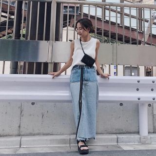 アメリヴィンテージ(Ameri VINTAGE)のAMERI INSIDE OUT ZIPPER DENIM SKIRT(ロングスカート)