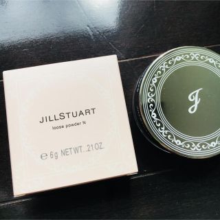 ジルスチュアート(JILLSTUART)の新品❗️ジルスチュアート 化粧品 ルースパウダー おまけ付き♡(フェイスパウダー)