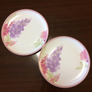 ローラアシュレイ(LAURA ASHLEY)のLAURA ASHLEY【ライラック柄 プレート】♡(食器)