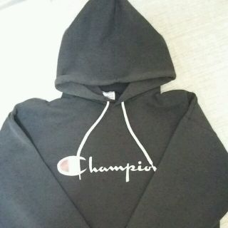 マウジー(moussy)のChampion パーカー(パーカー)