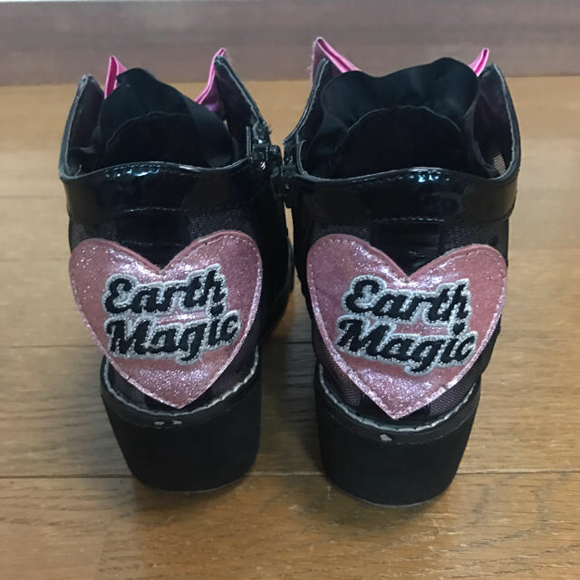EARTHMAGIC(アースマジック)のサンダル17 キッズ/ベビー/マタニティのキッズ靴/シューズ(15cm~)(サンダル)の商品写真