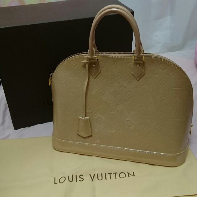 LOUIS VUITTON(ルイヴィトン)のLOUIS  VUITTON♡ヴェルニ♡美品ルイヴィトンハンドバッグ レディースのバッグ(ハンドバッグ)の商品写真