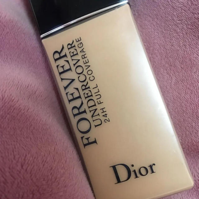 Dior(ディオール)のDior ファンデーション アンダーカバー 10 コスメ/美容のベースメイク/化粧品(ファンデーション)の商品写真