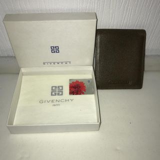 ジバンシィ(GIVENCHY)のGIVENCHY 二つ折り 財布(折り財布)