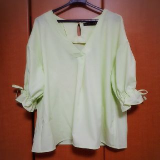 ゴージ(GORGE)のGORGE シフォン 袖 リボン トップス ブラウス レモンイエロー 黄緑(シャツ/ブラウス(長袖/七分))