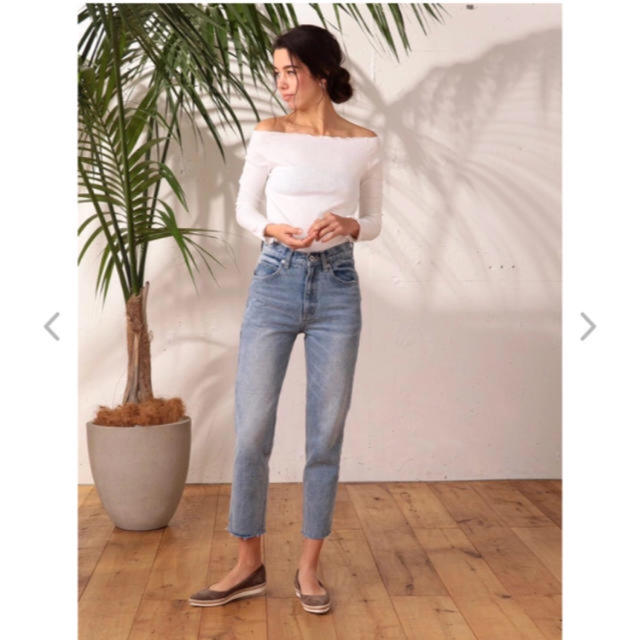 moussy(マウジー)のVicente SLIM STRAIGHT DENIM レディースのパンツ(デニム/ジーンズ)の商品写真