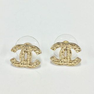 シャネル(CHANEL)の美品!! CHANEL シャネル☆ココマーク ピアス☆ゴールドメッキ(ピアス)