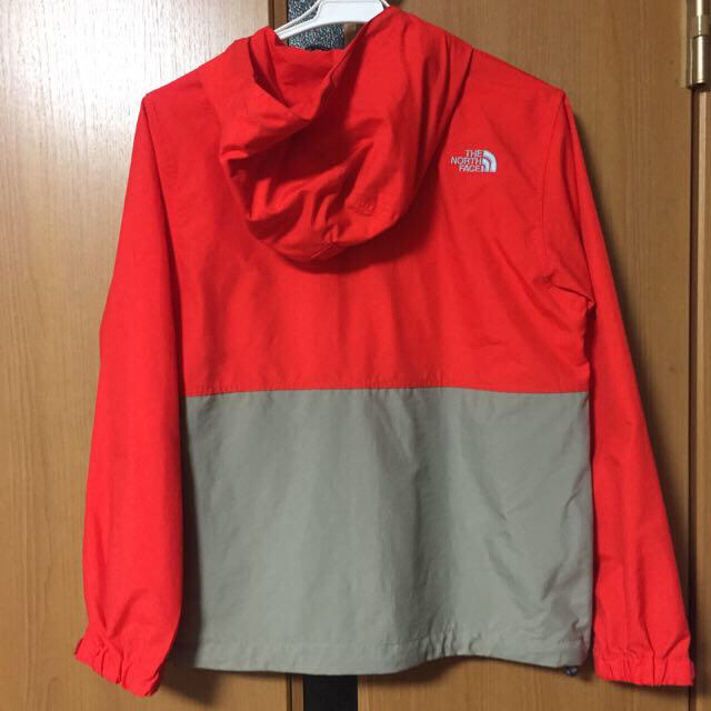 THE NORTH FACE(ザノースフェイス)の新品ノースフェイスウィンドブレーカー レディースのジャケット/アウター(ブルゾン)の商品写真