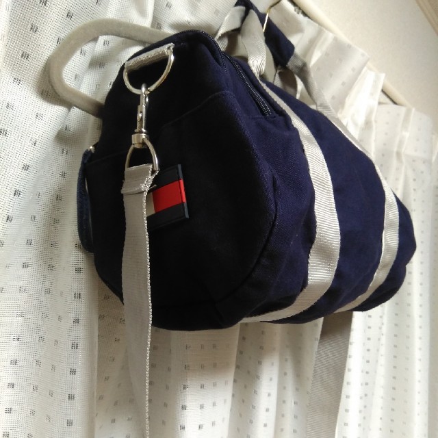 TOMMY HILFIGER(トミーヒルフィガー)の【まみ様☆専用】トミーヒルフィガー　2wayミニドラムバッグ　ネイビー レディースのバッグ(ショルダーバッグ)の商品写真