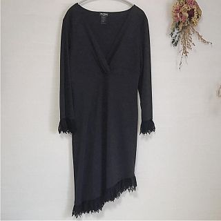 ビーシービージーマックスアズリア(BCBGMAXAZRIA)のBCBG  paris 黒 ワンピース  ドレス M 美品 値下げ可能(ひざ丈ワンピース)