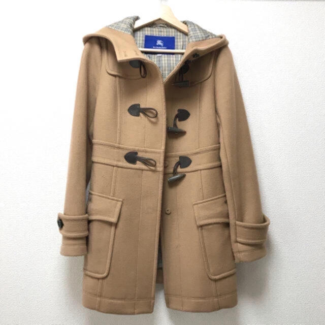 BURBERRY(バーバリー)のみるく様専用★Burberry ダッフルコート キャメル レディースのジャケット/アウター(ダッフルコート)の商品写真