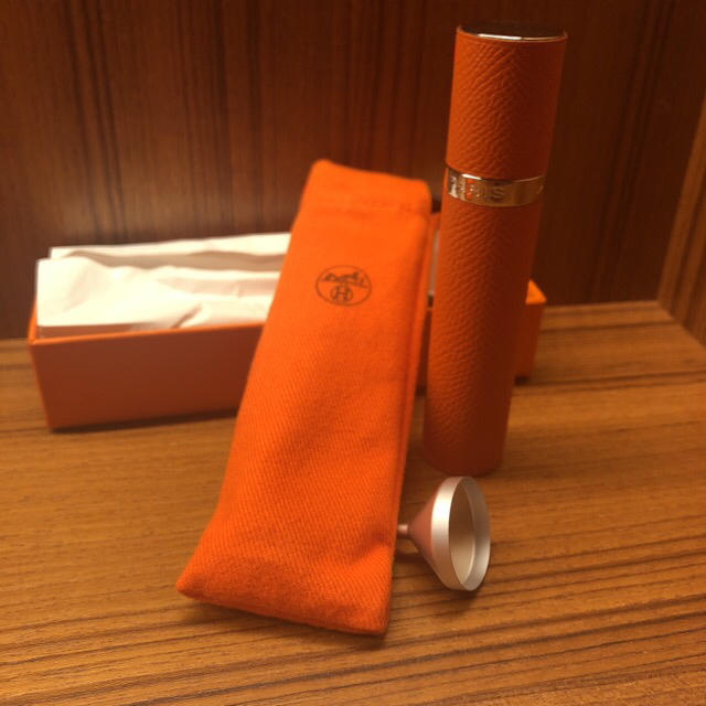 Hermes(エルメス)のHermès アトマイザー 新品未使用 コスメ/美容の香水(その他)の商品写真