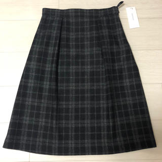 アンタイトル(UNTITLED)の新品タグ付き☆ UNTITLED  スカート(ひざ丈スカート)