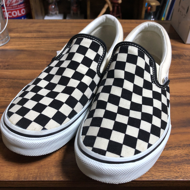 VANS(ヴァンズ)のvans スリッポン 25.5センチ メンズの靴/シューズ(スリッポン/モカシン)の商品写真