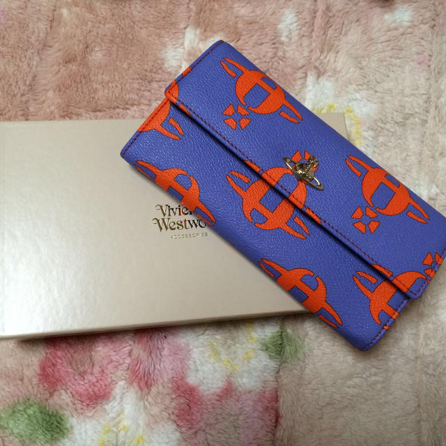 Vivienne Westwood(ヴィヴィアンウエストウッド)のVivienne westwood財布 レディースのファッション小物(財布)の商品写真