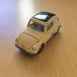 タカラトミー(Takara Tomy)のトミカ スバル360 スペシャルモデル 中古 Ｎｏ．21 ベージュ系(ミニカー)