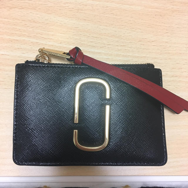 MARC JACOBS(マークジェイコブス)のMARC JACOBS Snapshot Top Zip MultiWallet レディースのファッション小物(キーケース)の商品写真