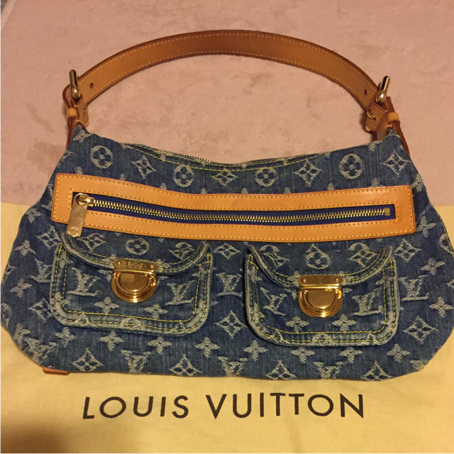 LOUIS VUITTON(ルイヴィトン)の★けいこ様専用★ルイヴィトン モノグラムデニム バギーPM ショルダーバッグ レディースのバッグ(ショルダーバッグ)の商品写真