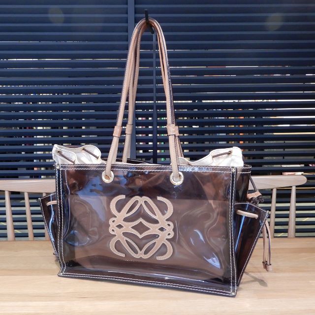 LOEWE - キャベツ様の 美品 ロエベ ビニールショッパー クリア ロゴ トートバッグ