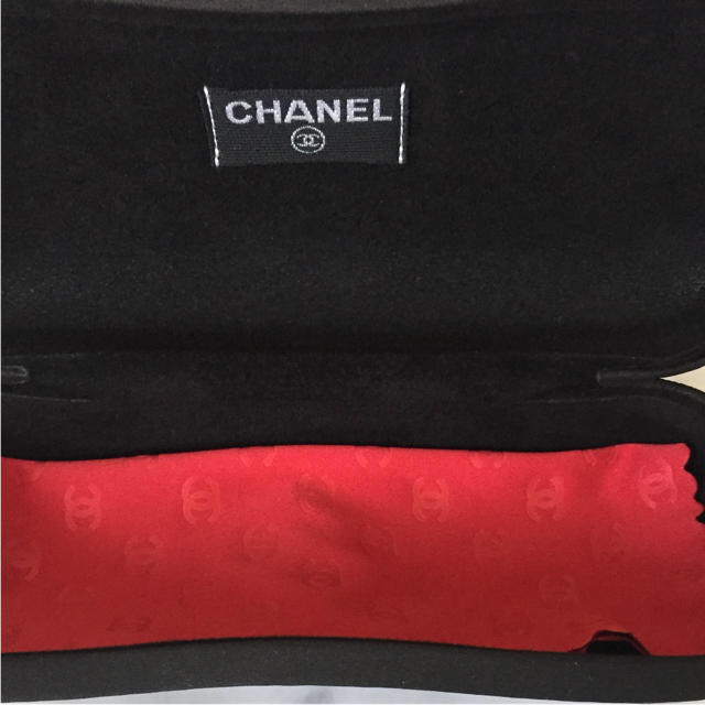 CHANEL(シャネル)の専用です❤︎シャネル サングラスケース お箱 レディースのファッション小物(サングラス/メガネ)の商品写真