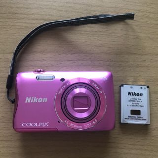 ニコン(Nikon)のコンパクトデジカメ NIKON COOLPIX S3700(コンパクトデジタルカメラ)