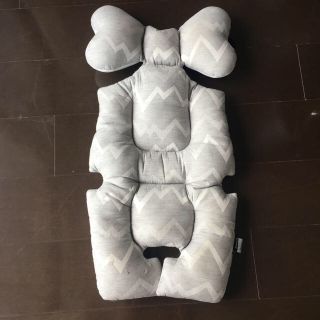 ボルニー(BORNY)のborny ベビーライナー メラビー にの様専用(ベビーカー用アクセサリー)