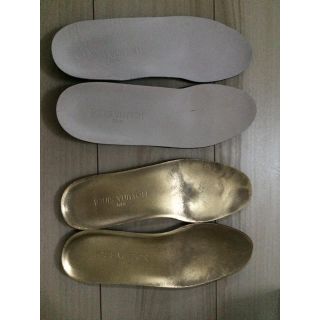 LOUIS VUITTON - ルイヴィトン 中敷 2足セットの通販 by