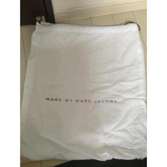 MARC BY MARC JACOBS(マークバイマークジェイコブス)の保存袋 レディースのバッグ(ショップ袋)の商品写真