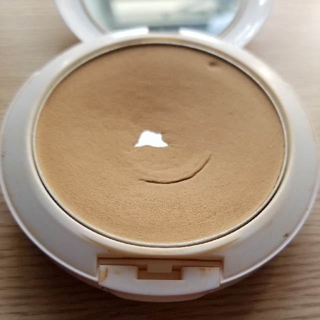 MAC ライトフル ファンデーションファンデーション