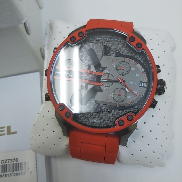 DIESEL(ディーゼル)のDIESEL　DZ7370 メンズの時計(腕時計(アナログ))の商品写真