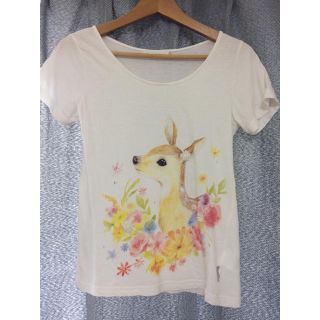 アースミュージックアンドエコロジー(earth music & ecology)の値下げ！鹿Tシャツ(Tシャツ(半袖/袖なし))