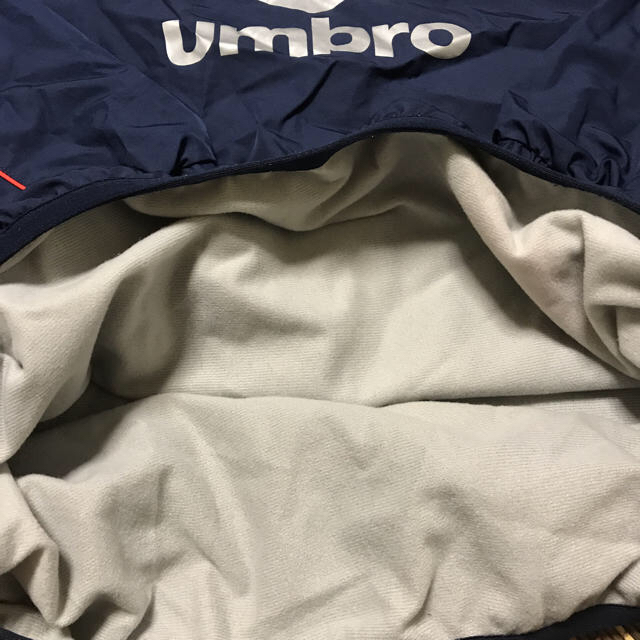 UMBRO(アンブロ)のピノキオさん専用 umbro シャカシャカ キッズ/ベビー/マタニティのキッズ服女の子用(90cm~)(ジャケット/上着)の商品写真