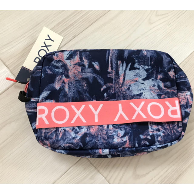 Roxy(ロキシー)のロキシー Roxy ポーチ 化粧ポーチ 新品 旅行 小物入れ レディースのファッション小物(ポーチ)の商品写真