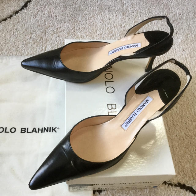 【美品】Manolo Blahnik マノロブラニク 24.5 キャロリン 黒