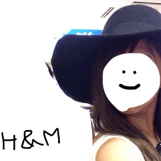 H&M(エイチアンドエム)のH&M 女優帽 レディースの帽子(ハット)の商品写真