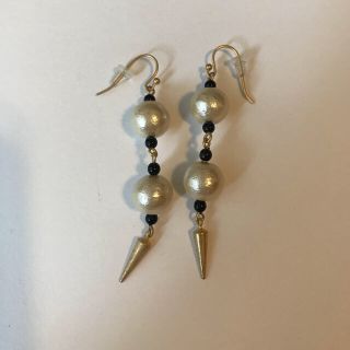 美品 淡水パールピアス(ピアス)