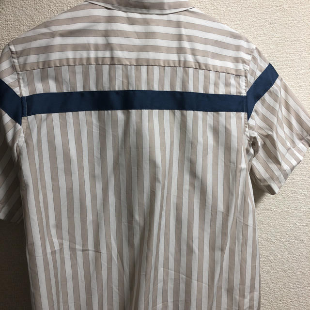 Dot&Stripes CHILDWOMAN(ドットアンドストライプスチャイルドウーマン)のリボンストライプシャツ レディースのトップス(シャツ/ブラウス(半袖/袖なし))の商品写真