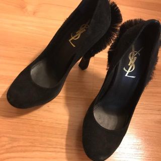 サンローラン(Saint Laurent)のサンローラン ファー付き パンプス ブラック(ハイヒール/パンプス)