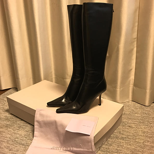 JIMMY CHOO(ジミーチュウ)のJIMMY CHOO  レディースの靴/シューズ(ブーツ)の商品写真