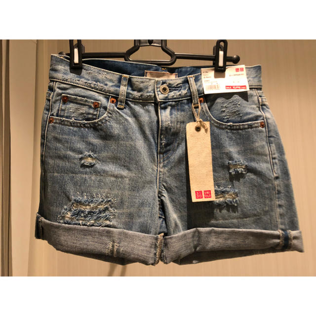 UNIQLO(ユニクロ)のSALE★新品『UNIQLO デニムショートパンツ』 レディースのパンツ(ショートパンツ)の商品写真