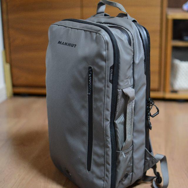 Mammut(マムート)のMAMMUT(マムート)Seon Transporter 26L　チタン　グレー メンズのバッグ(バッグパック/リュック)の商品写真