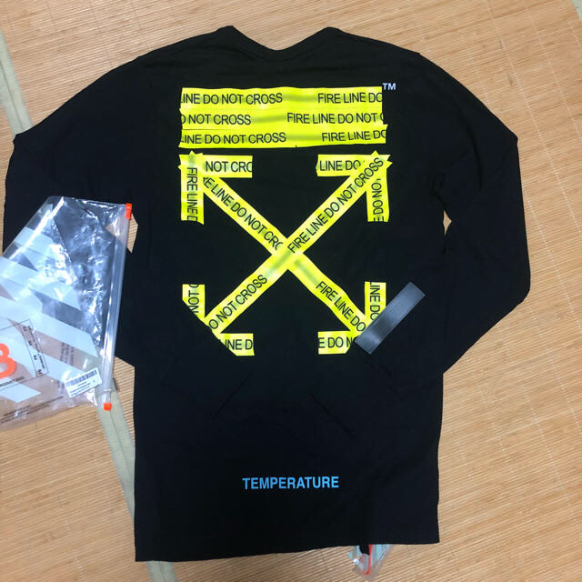 off-white ロンt 専用トップス