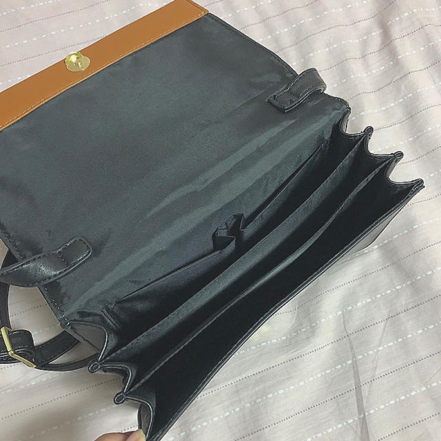 GU(ジーユー)のGU バッグ レディースのバッグ(ショルダーバッグ)の商品写真